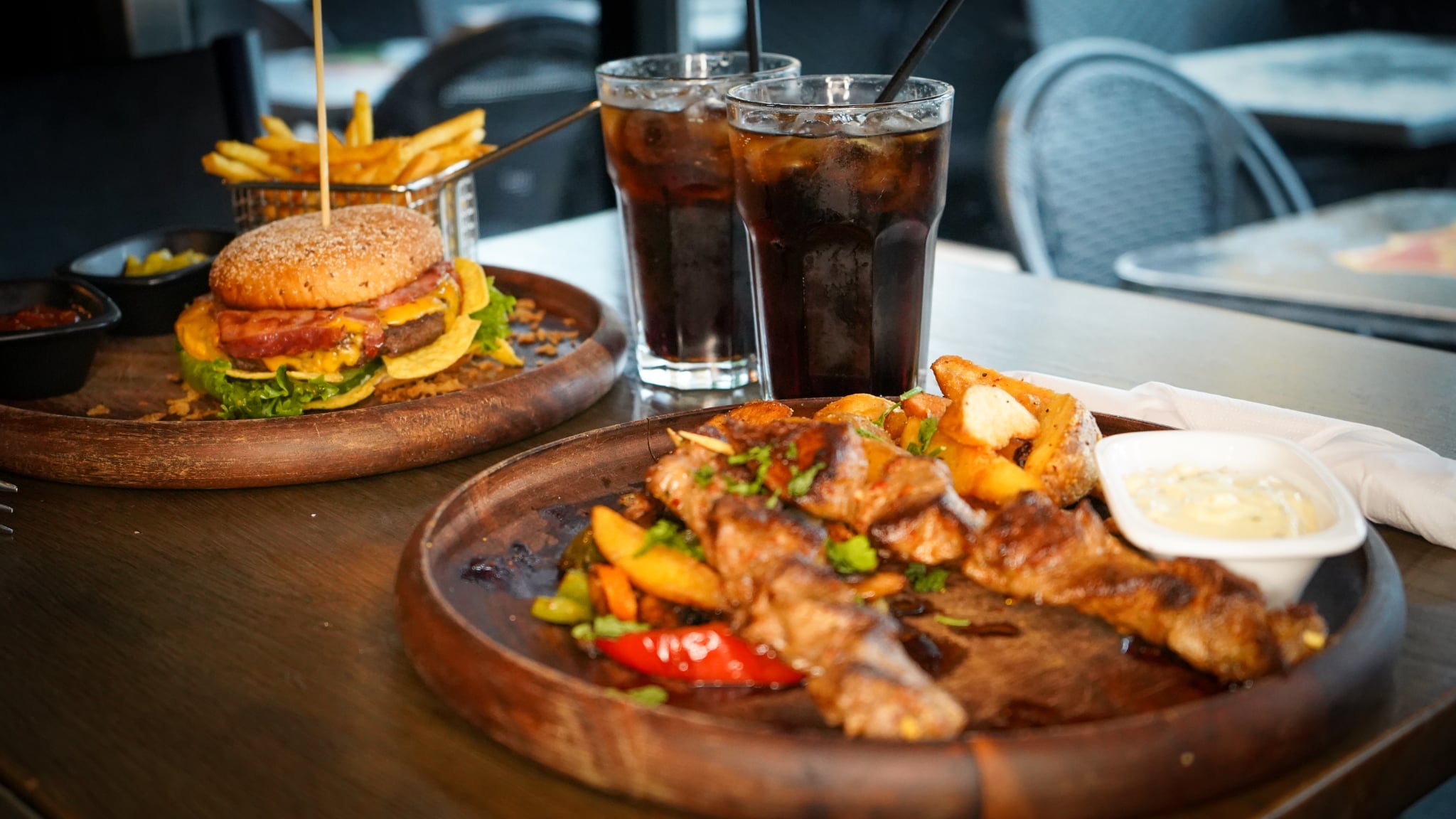 Kontoret Bar & Restaurang